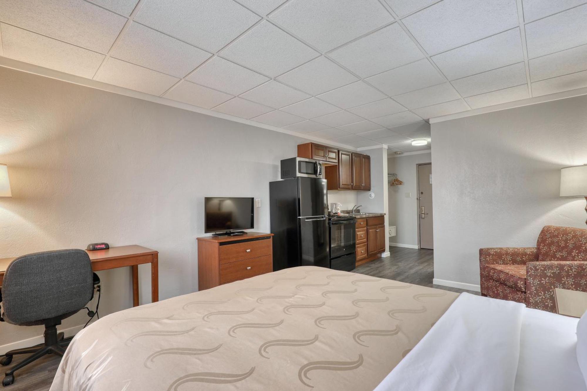 Quality Inn & Suites Downtown Green Bay Zewnętrze zdjęcie