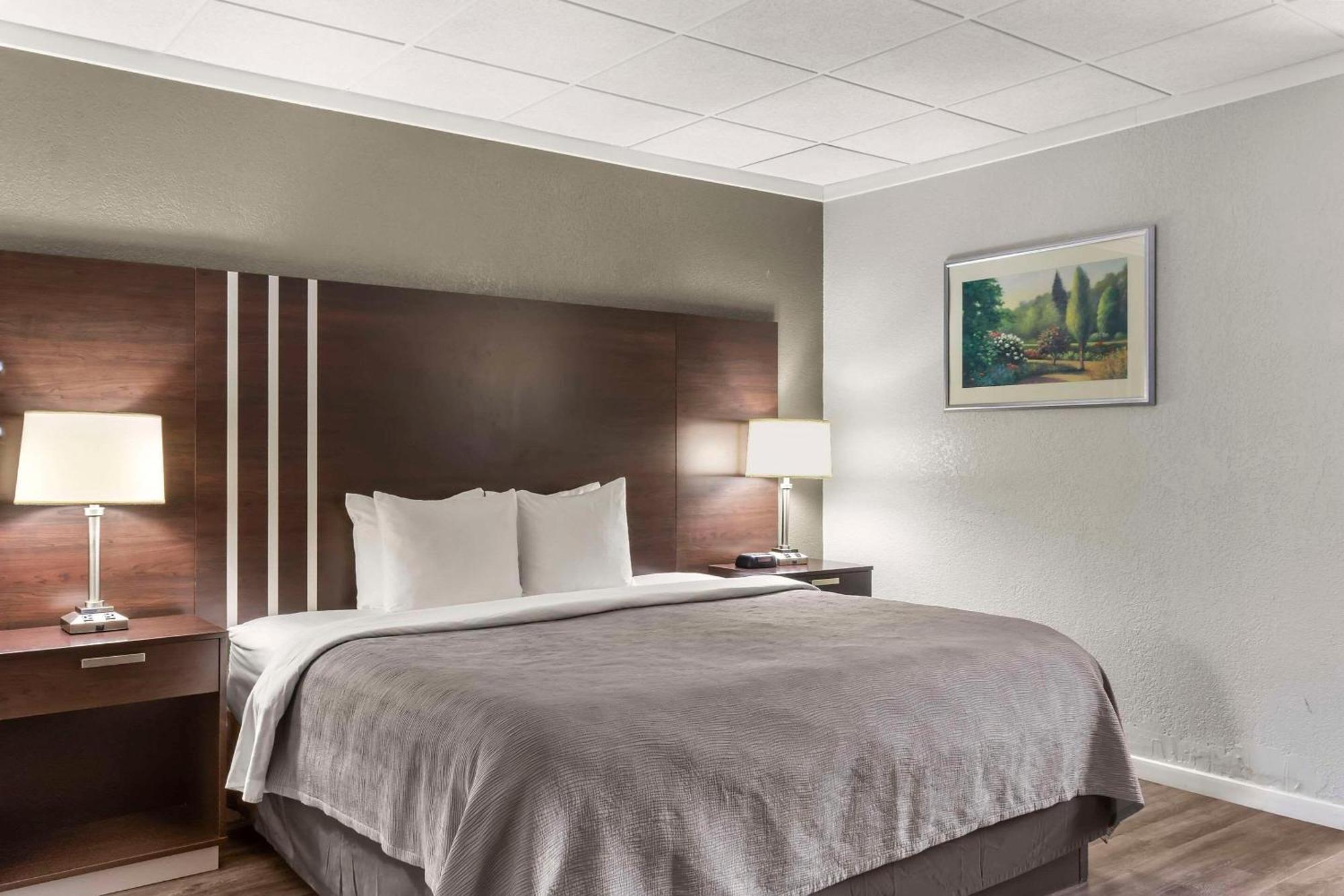 Quality Inn & Suites Downtown Green Bay Zewnętrze zdjęcie