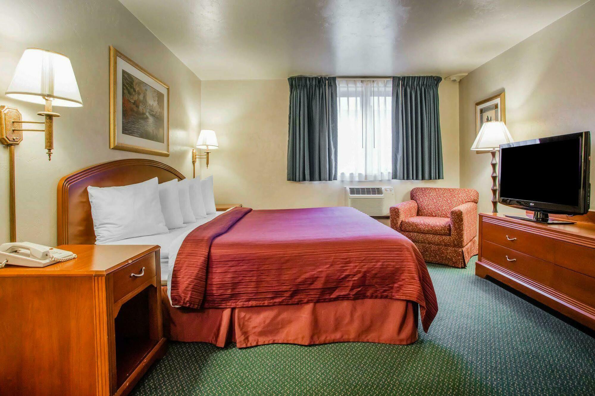 Quality Inn & Suites Downtown Green Bay Zewnętrze zdjęcie