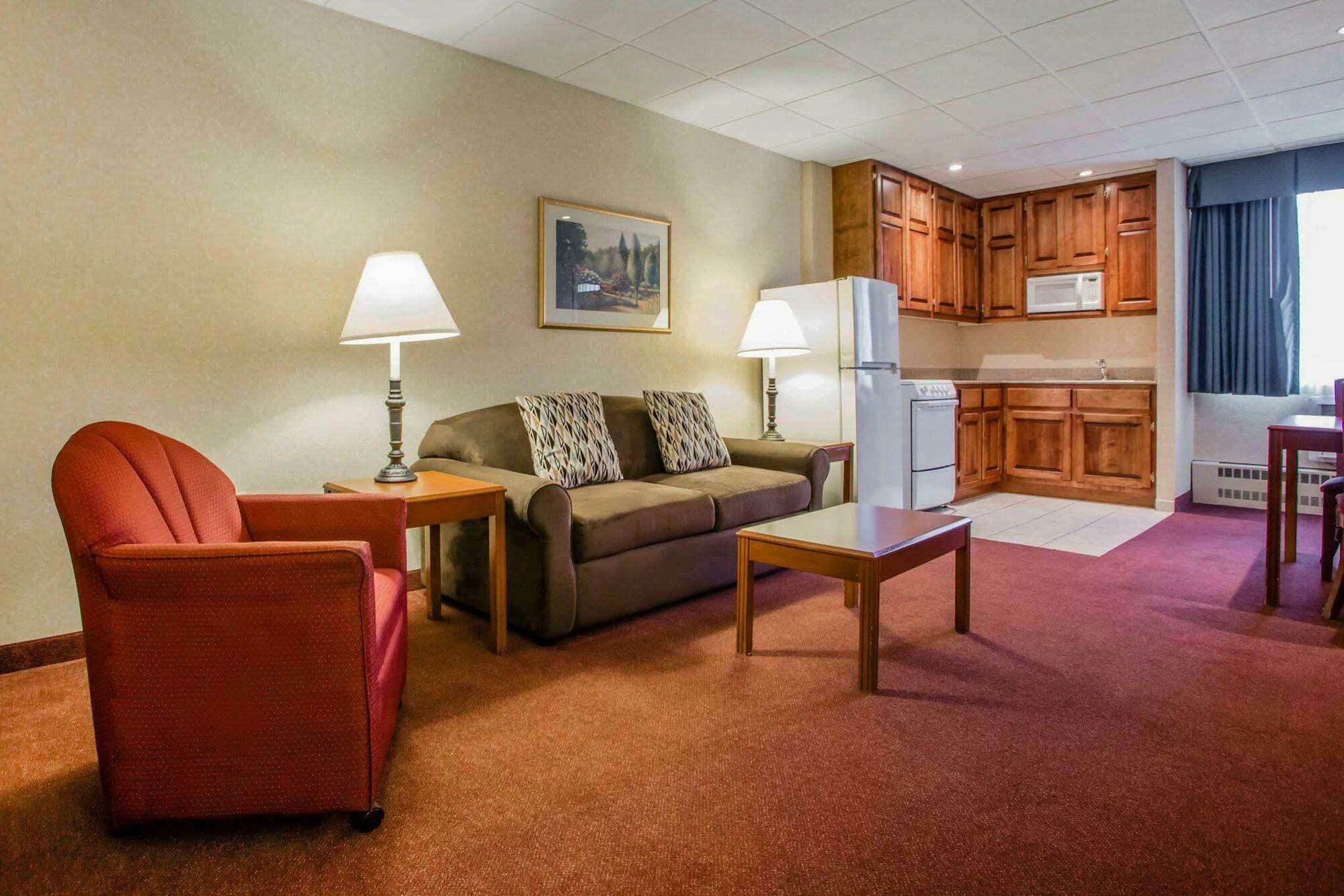 Quality Inn & Suites Downtown Green Bay Zewnętrze zdjęcie