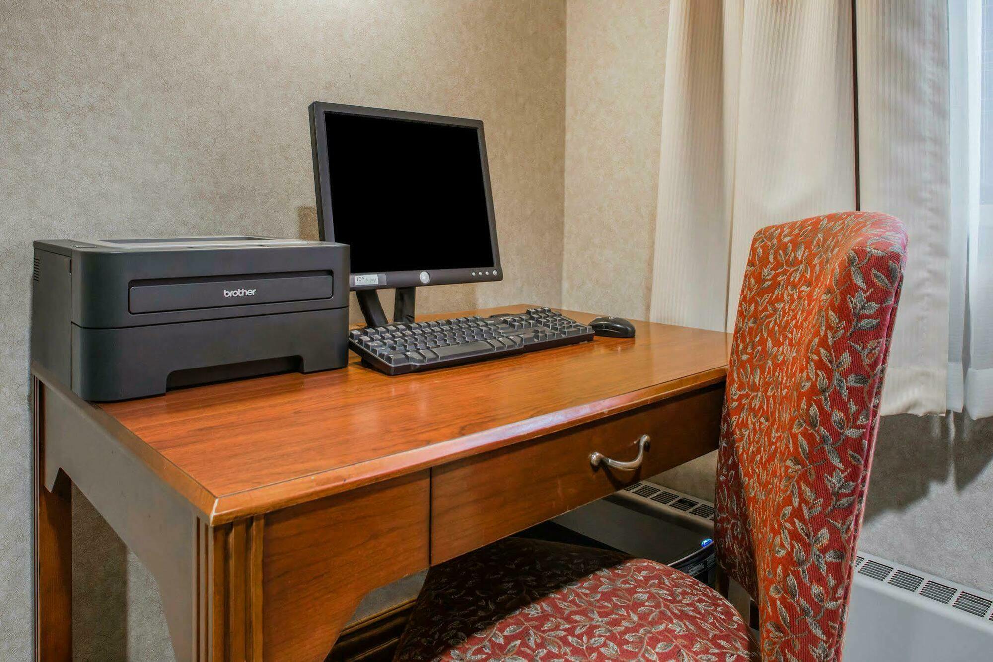Quality Inn & Suites Downtown Green Bay Zewnętrze zdjęcie